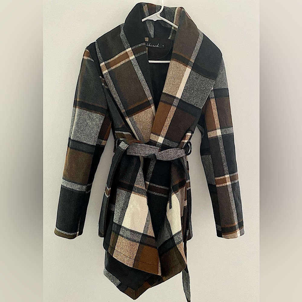 Chicwish Jacket. 60% wool, 40% polyester. Size small; brown, white and tan plaid